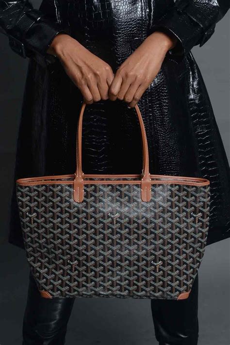 goyard artois mm bag.